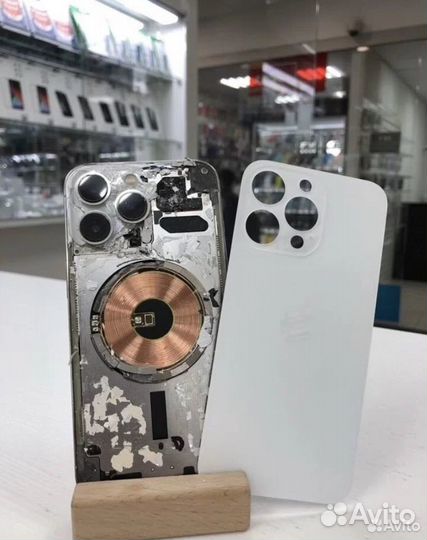 Замена задней крышки iPhone