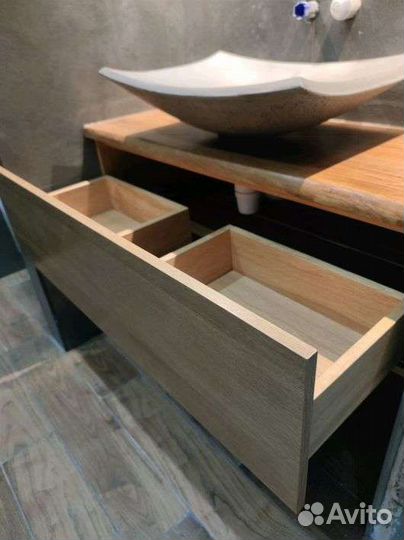 Тумба для ванной под ключ из массива дуба