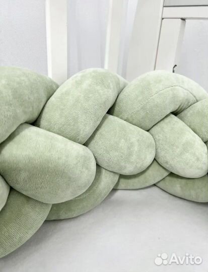 Бортик коса в кроватку