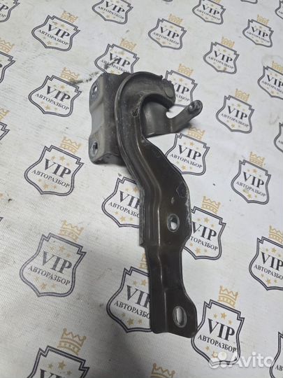 Петля капота левая правая Kia Rio 3 G4FC 2016