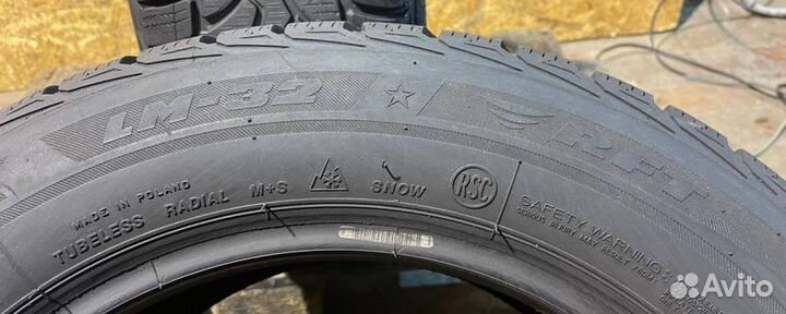 Bridgestone Blizzak LM-32 225/55 R16