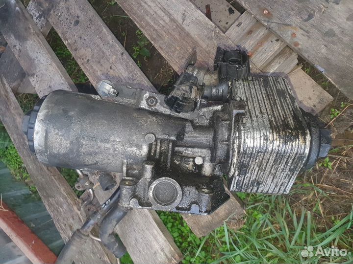 Passat B6 корпус масляного фильтра в сборе