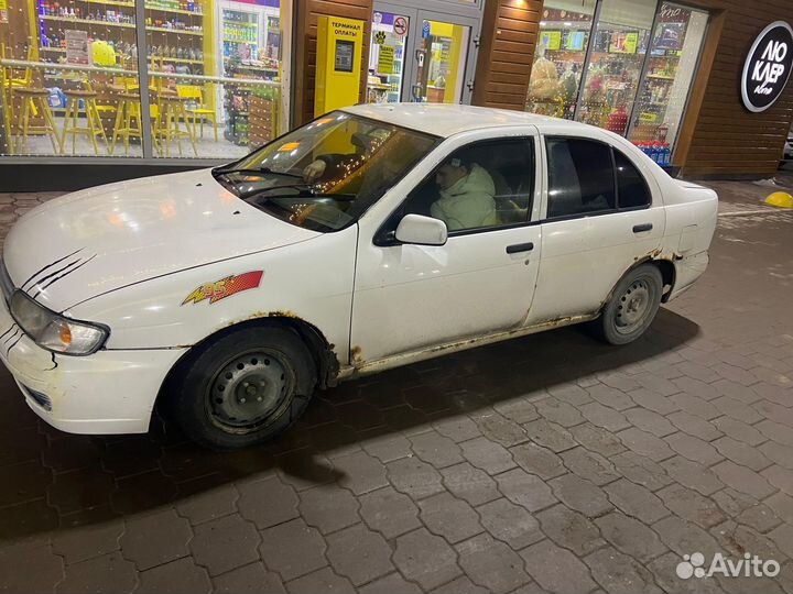 Nissan Pulsar 1.5 AT, 1997, 200 000 км