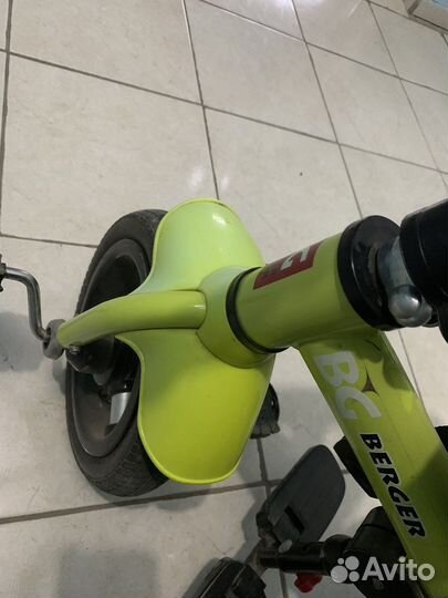 Трехколесный велосипед