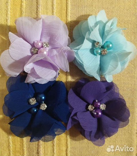 Заколка-цветок для волос