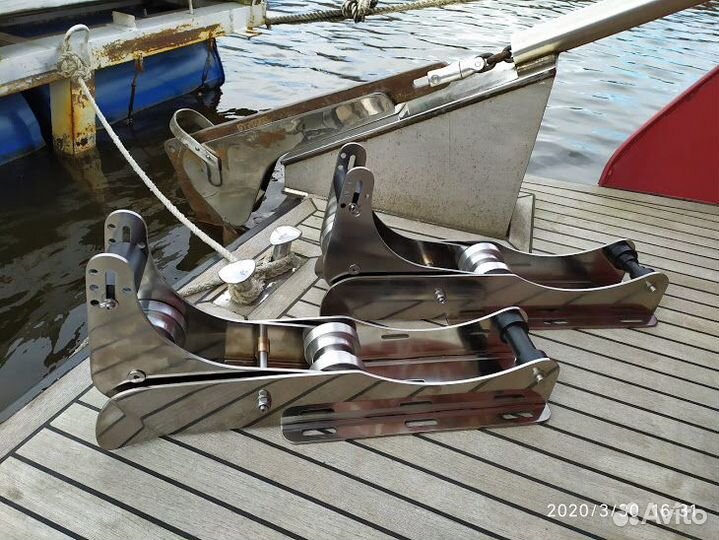 Роульсы с кулисой для катеров