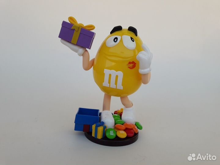 Диспенсер для конфет м&м 
