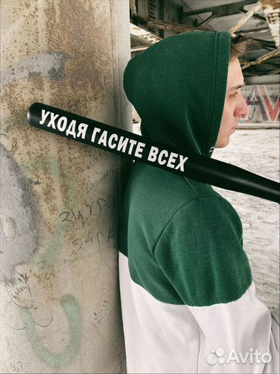 Бейсбольная бита