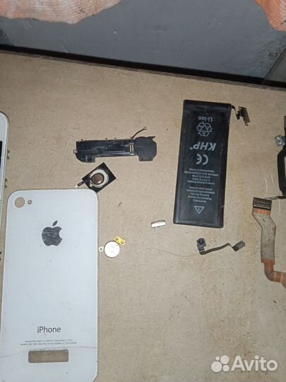 iPhone 4, 8 ГБ