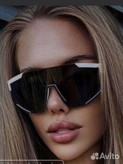 Солнцезащитные очки