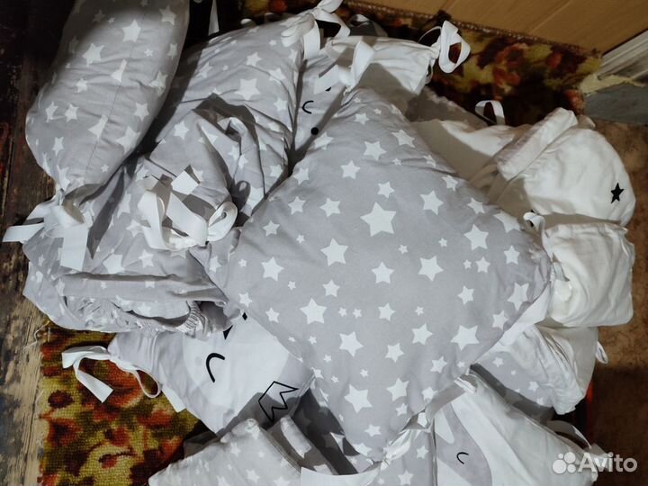 Бортики в кроватку