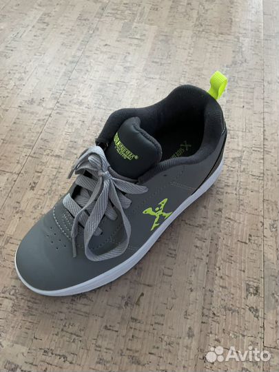 Роликовые кроссовки heelys