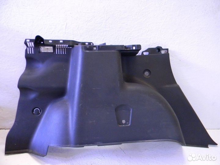 Обшивка багажника Duster 2012