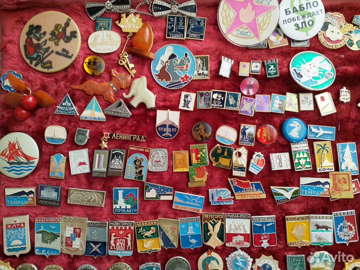 Коллекция значков СССР