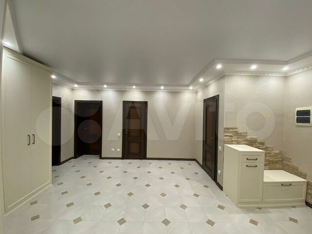 3-к. квартира, 125 м², 10/14 эт.