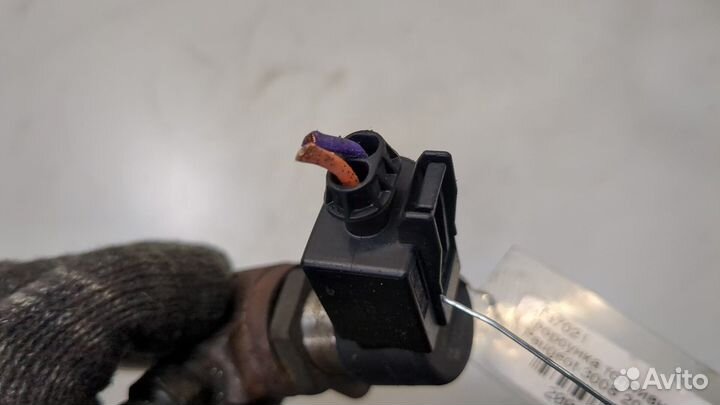 Форсунка топливная Peugeot 3008, 2013