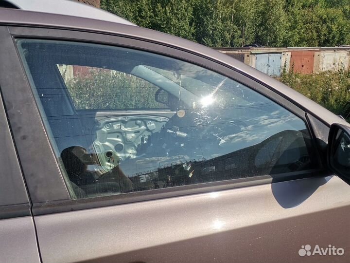 Переднее правое стекло двери kia ceed 1 ed 2008