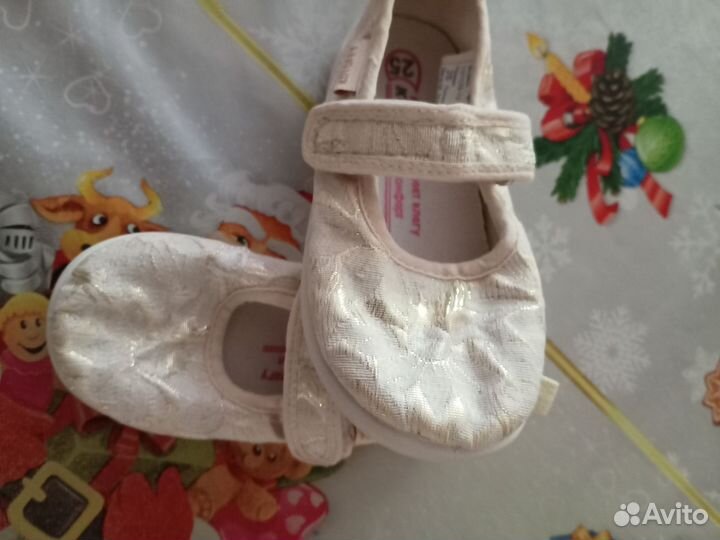 Туфли для девочки 25