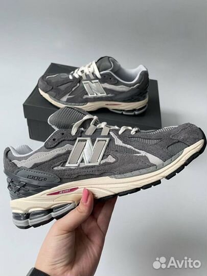 New balance 1906d