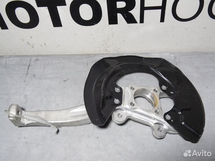 Кулак правый Лексус RC 350