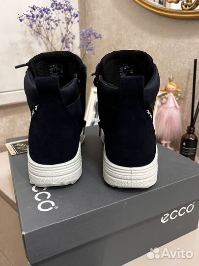 Детские ботинки Ecco новые, 33