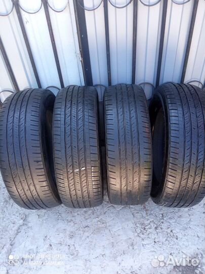 Bridgestone Dueler H/T 215/60 R17 и 215/60 R17