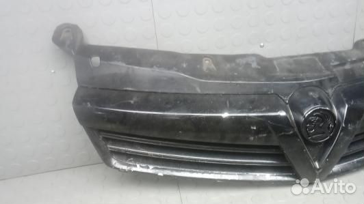 Решетка радиатора opel astra H (9AG31G101)