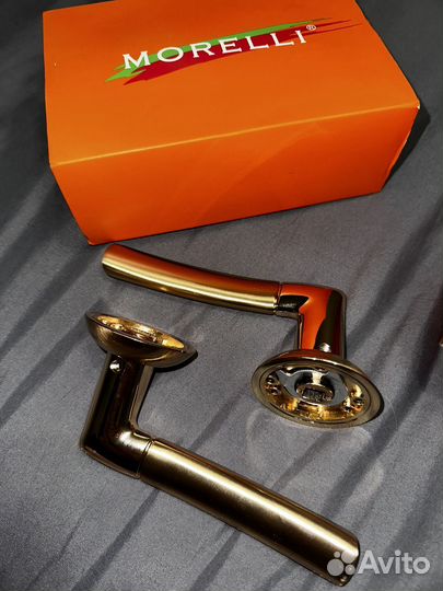 Дверные ручки