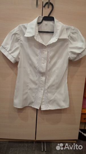 Блузки, водолазка белые