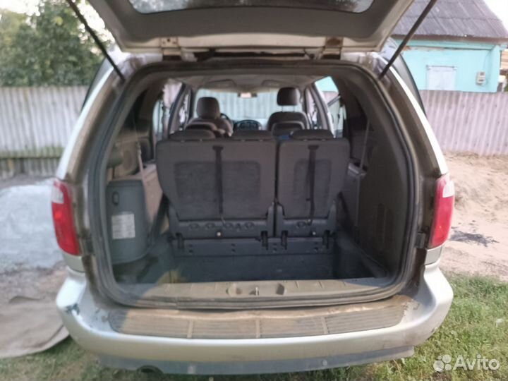 Chrysler Town & Country 3.3 AT, 2004, 400 000 км