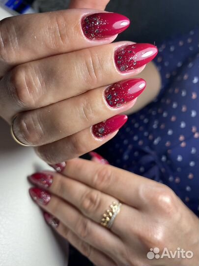 Маникюр педикюр