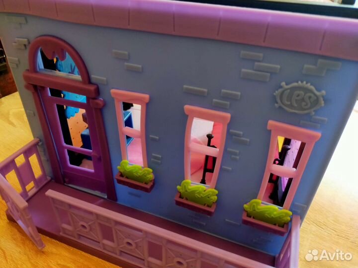 Littlest pet shop домик