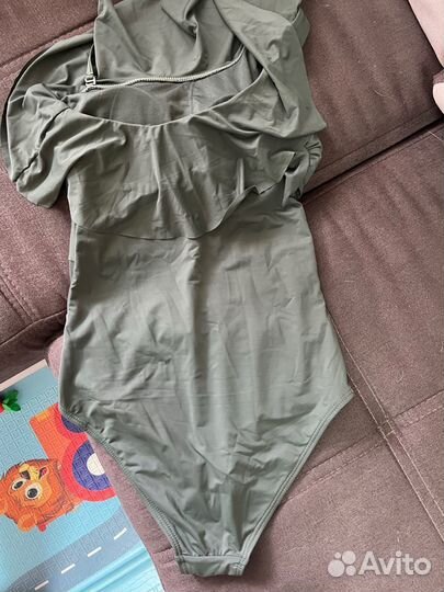 Купальник женский слитный новый