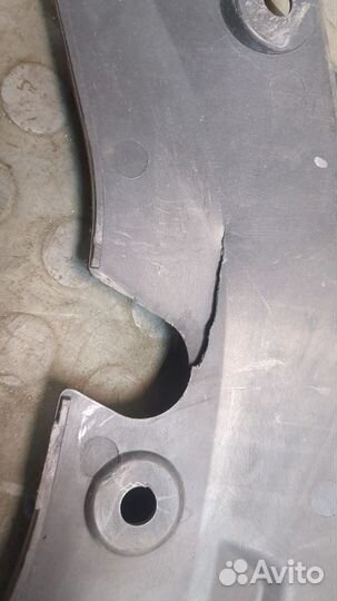 Накладка замка капота Dodge Charger 2014, 2018