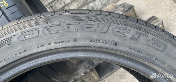 Accelera Iota ST68 275/45 R21
