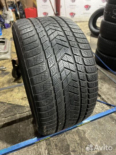 Pirelli Winter Sottozero 3 315/30 R21 105V