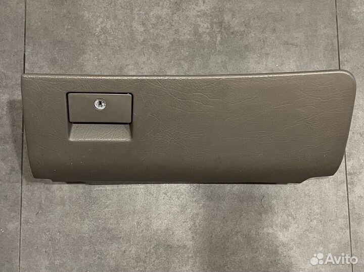 Бардачок audi a6/100 c4