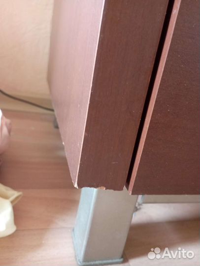 Тумба под телевизор