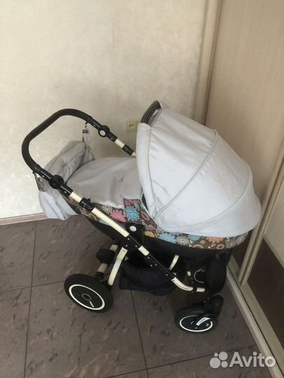 Коляска lonex 3 в 1 в отличном состоянии