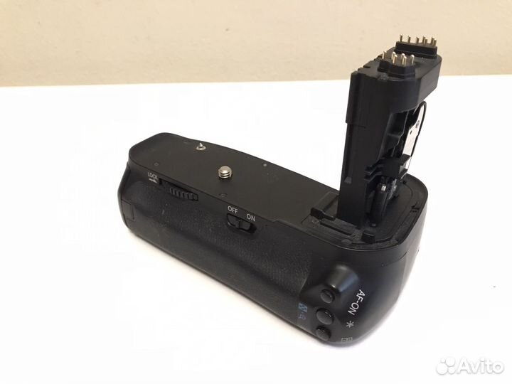 Батарейный блок для Canon 60D