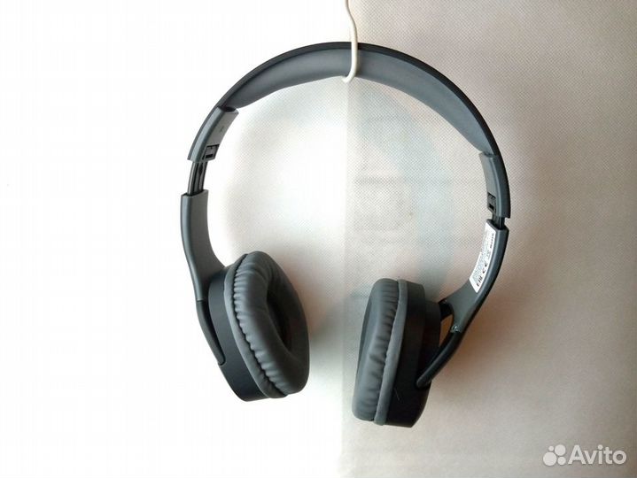 Наушники беспроводные большие