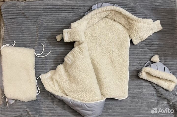 Конверт зимний меховой на выписку