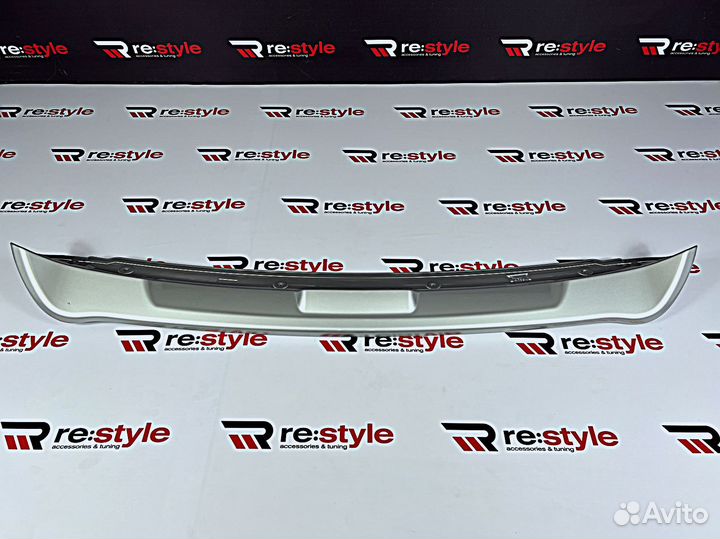 Спойлер Toyota Hiace 200 Низкая крыша