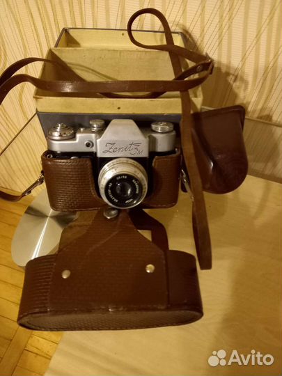 Зеркальный пленочный фотоаппарат Зенит 3м