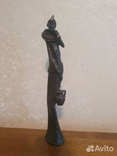 Статуэтка интерьерная