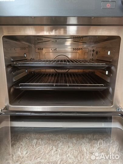 Мини-печь Panasonic NU-SC101W