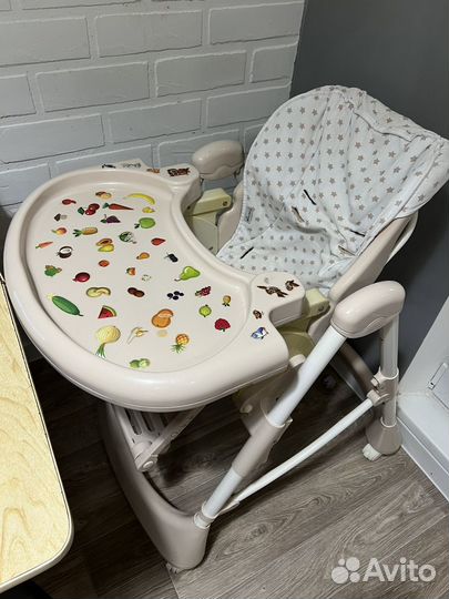 Стульчик для кормления
