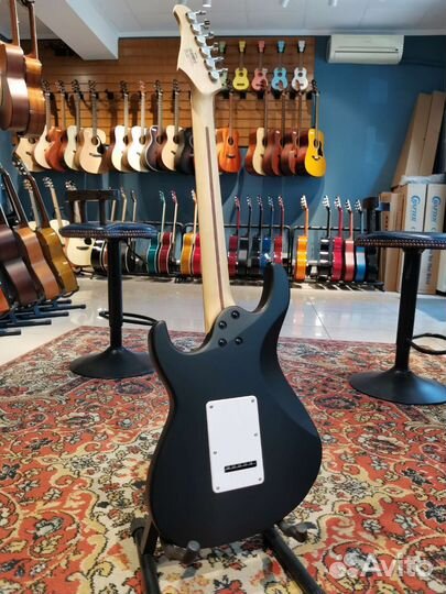 Электрогитара новая Cort