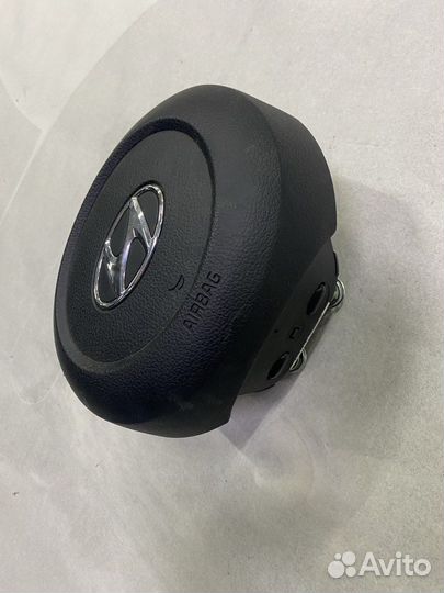 Подушка безопасности водителя Hyundai Sonata DN 8