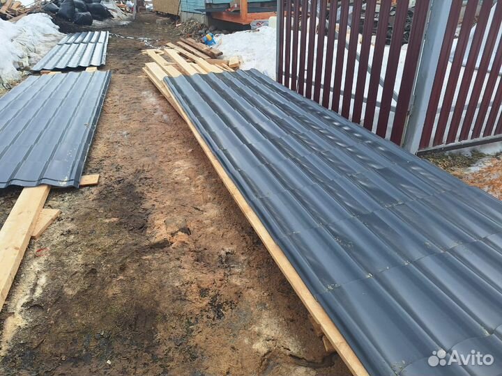 Бригада строителей